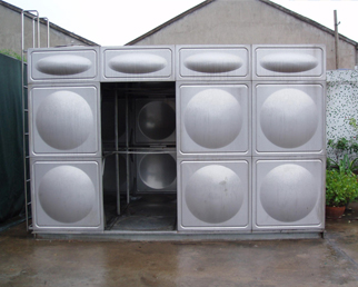Square stainless steel water tank